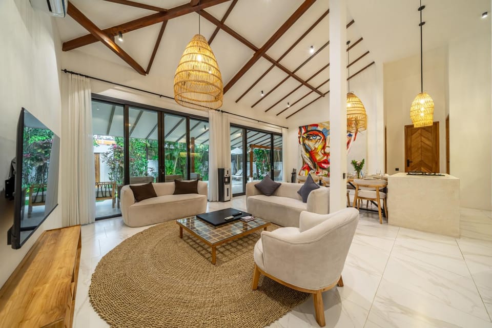 TV and multimedia, Living room, Seating area