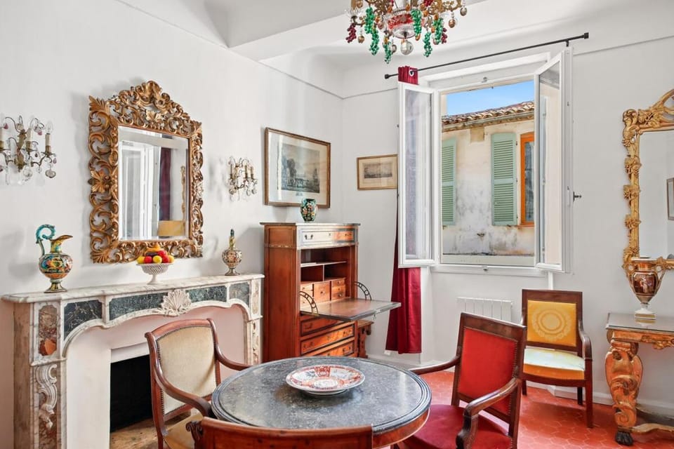 Entre art et histoire - Escapade élégante Apartment in Hyères