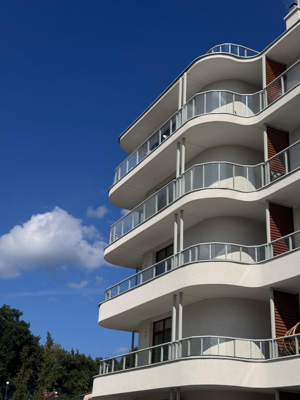 Property building, Day, View (from property/room), Balcony/Terrace