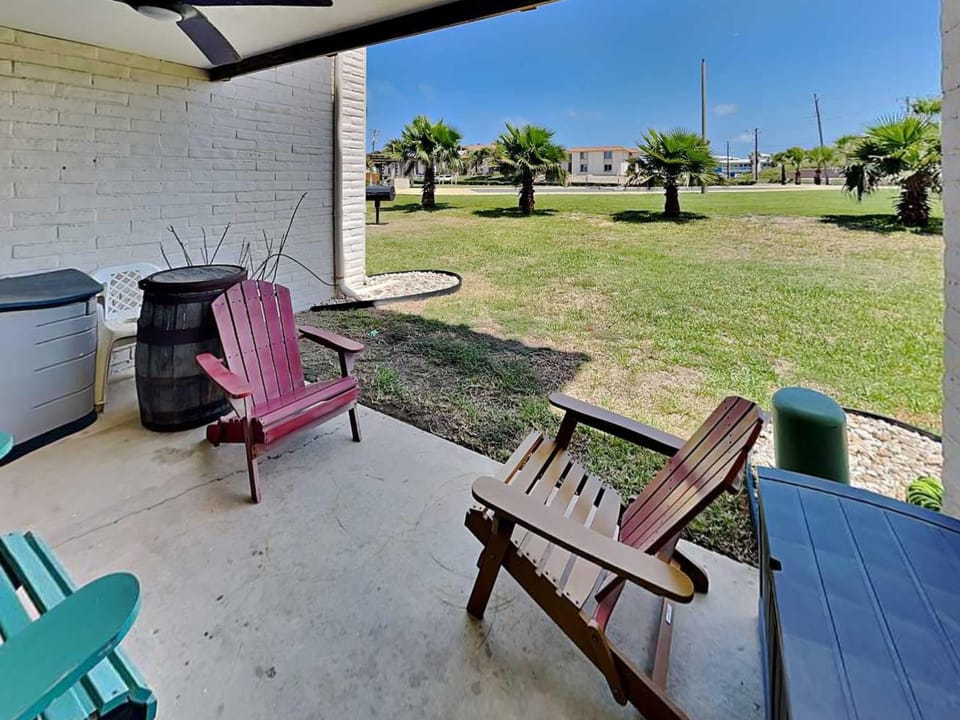 Sandy Shores Apartment in Port Aransas