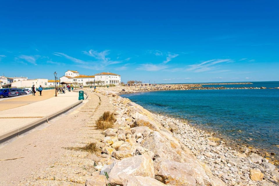 Nearby landmark, Day, Natural landscape, Beach, Sea view