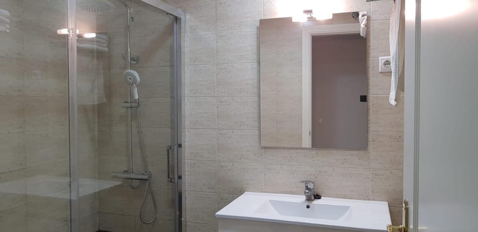 Madrid-Sol Apartment Short Term Staying Apartment in Centro