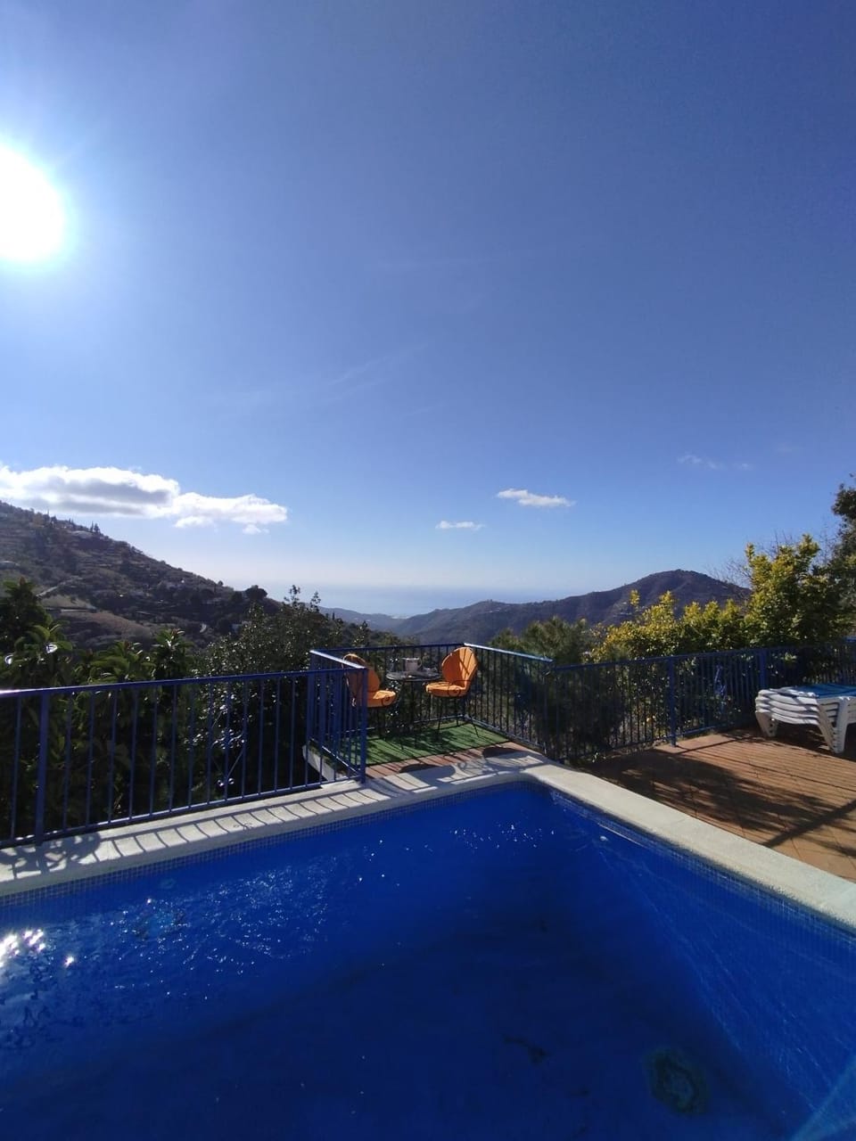 Swimming pool, Swimming pool