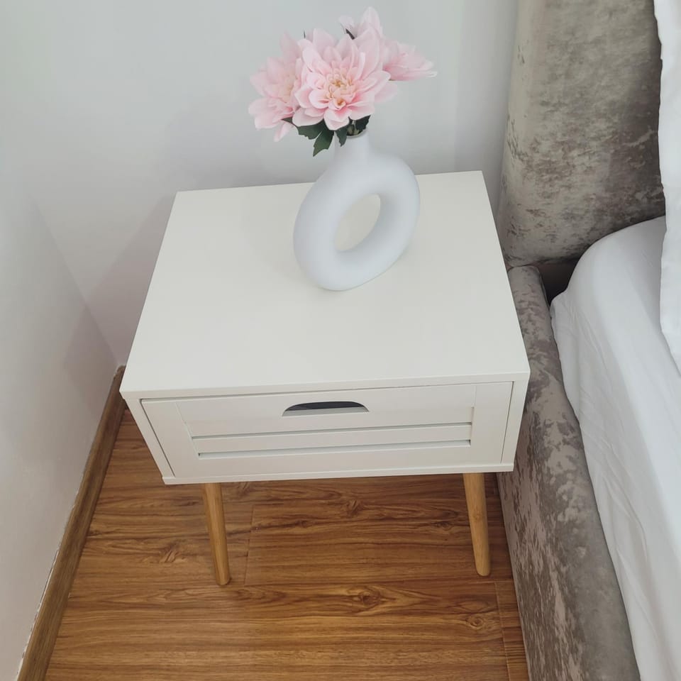 Garsoniera Spital Fundeni-Dragonul Rosu Apartment in Bucharest