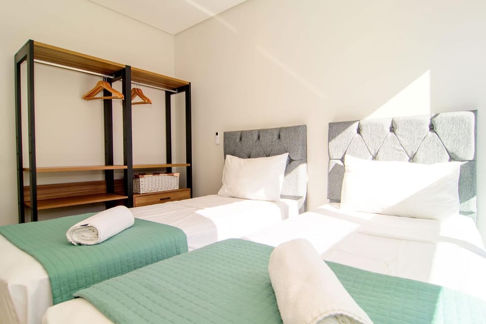 Apto moderno em Jurerê com piscina FR5722 Apartment in Florianopolis