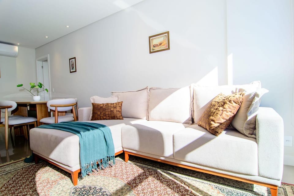 Apto moderno em Jurerê com piscina FR5722 Apartment in Florianopolis