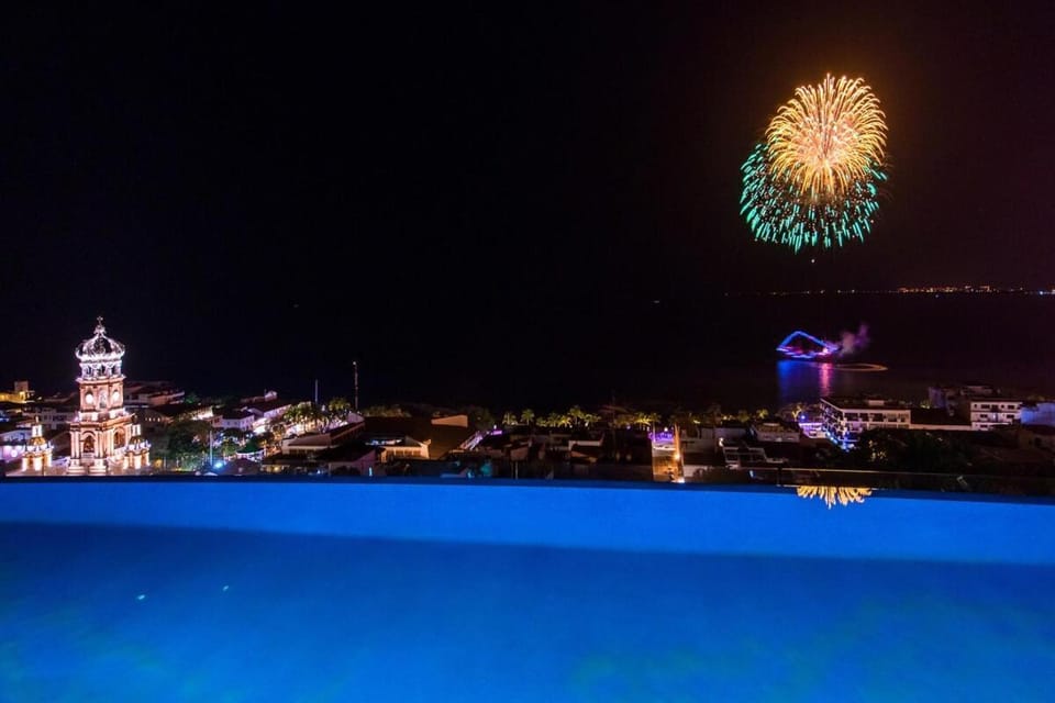 Beautiful View in Gringo Gulch 303 Apartment in Puerto Vallarta