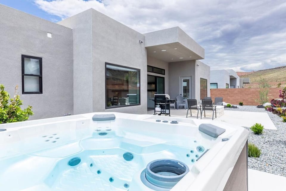 Sunshine Retreat at Paseos House in Washington