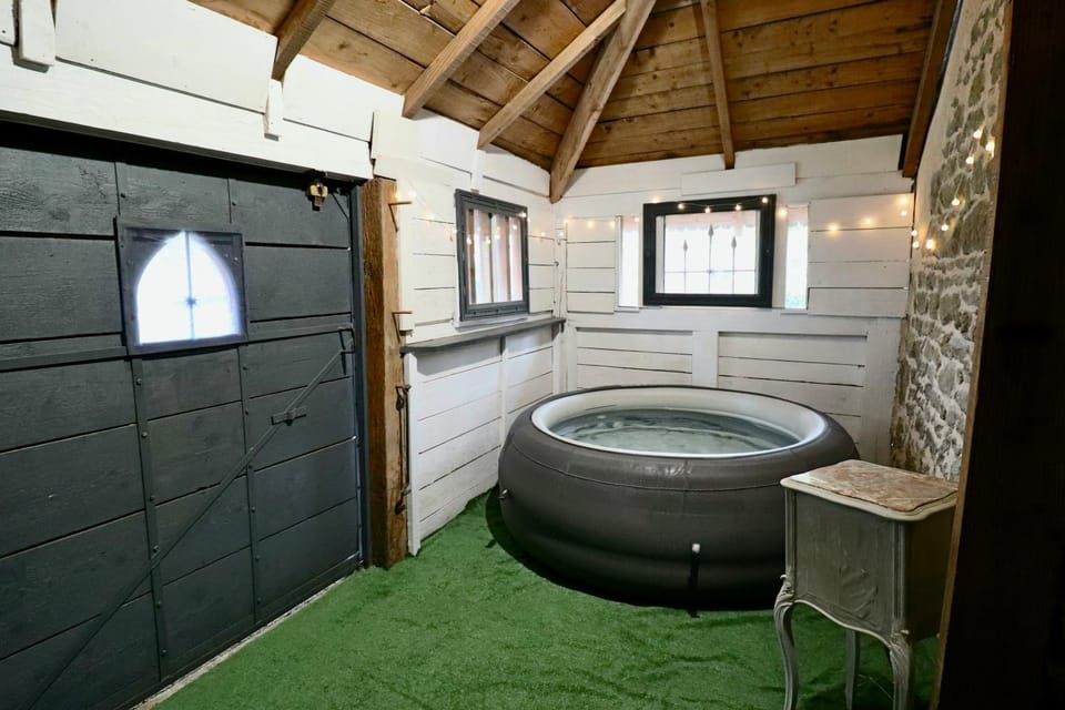 Hot Tub