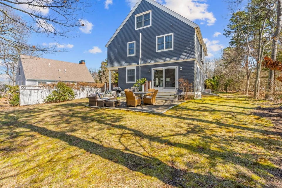 Summer by the Sea - Central to all beaches & ponds House in New Seabury