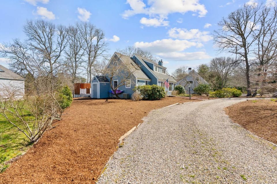 The Gathering Place - For 6 with Fire Pit House in New Seabury