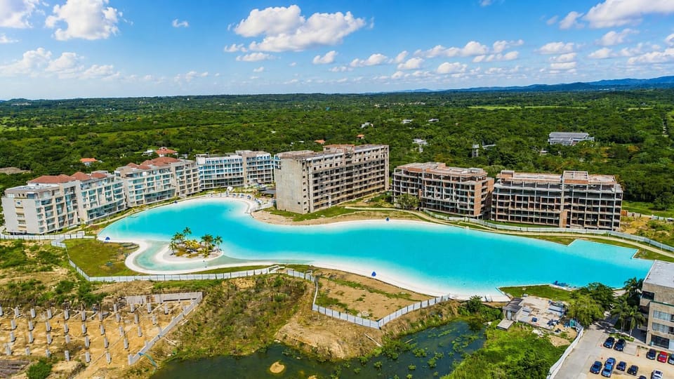 Baia Kristal: playa privada, laguna y balcón Apartment in Bolivar