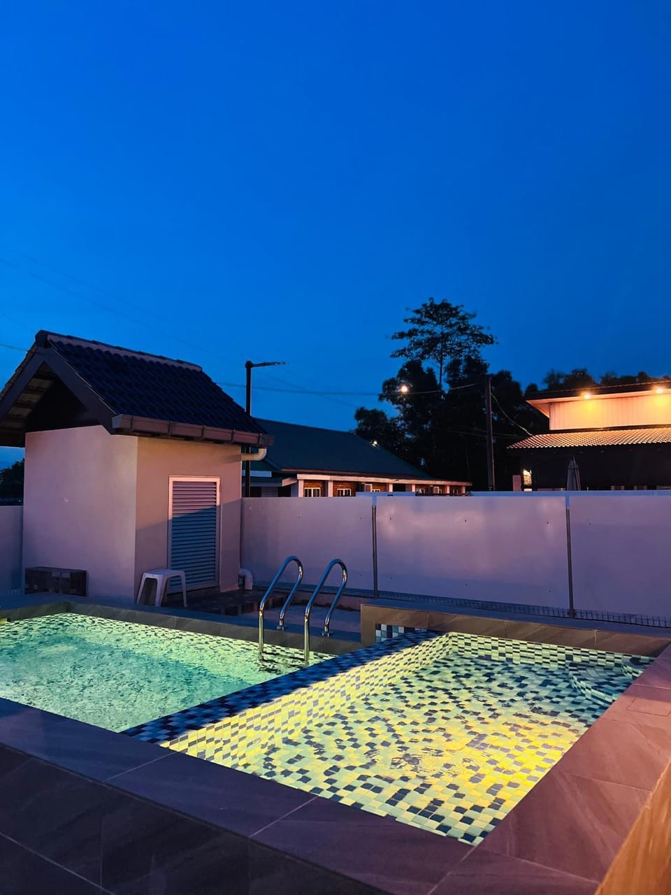 Bungalow D'CENANG II - Private Pool 4 Bedrooms Villa in Kedah