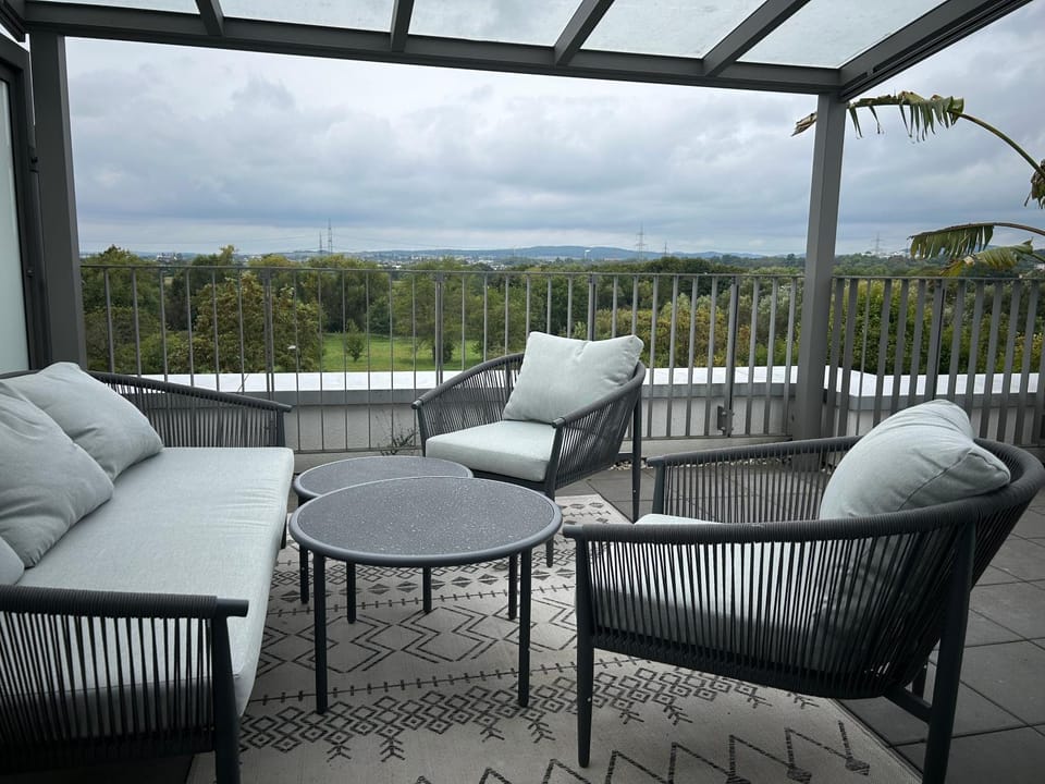 Natural landscape, View (from property/room), Balcony/Terrace, Seating area