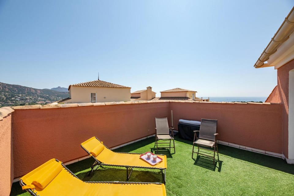 Résidence le Village de Cap Esterel - maeva Home - Appartement 2 pièces 6 personnes + coin cabine - Sélection MAE-8323 Cabin in Saint-Raphael