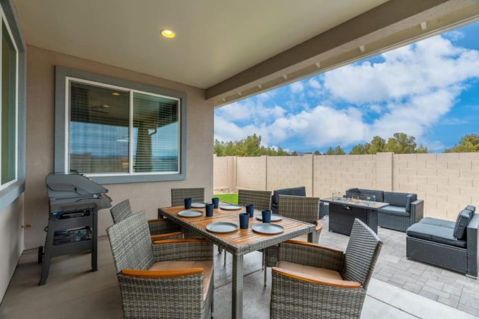 Balcony/Terrace, Seating area, Dining area