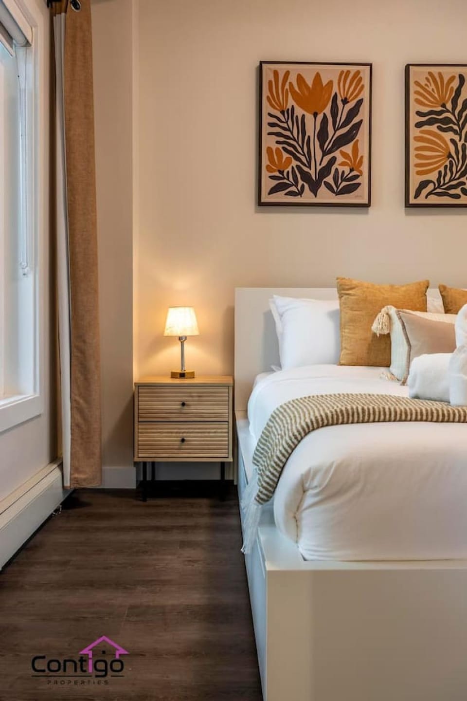 Bed, Photo of the whole room, Bedroom