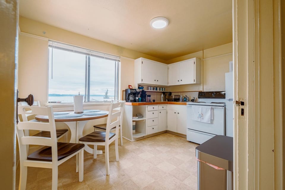 kitchen, kitchen