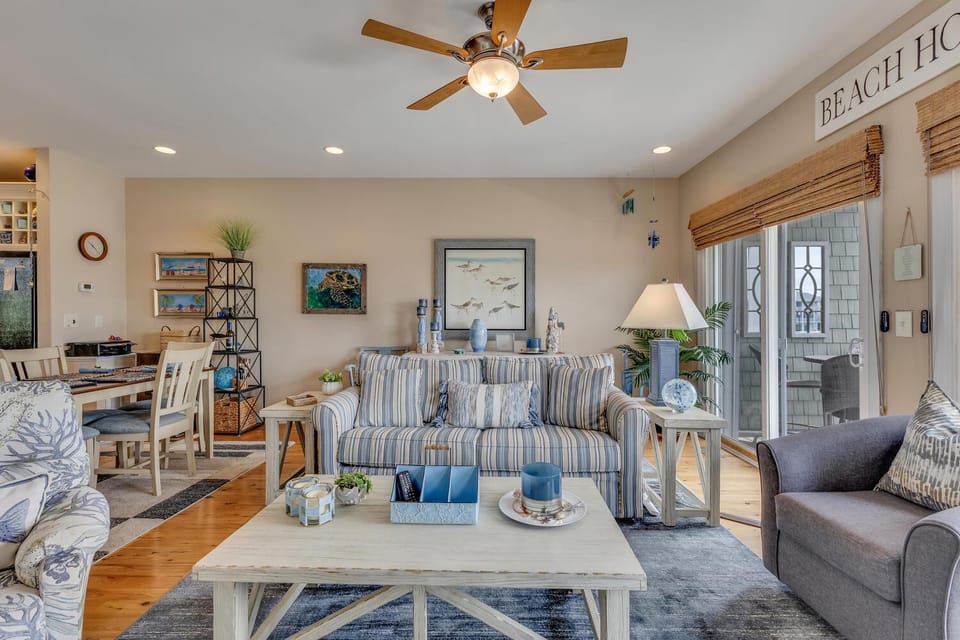 Lakefront Paradise by Carolina Beach Realty House in Carolina Beach