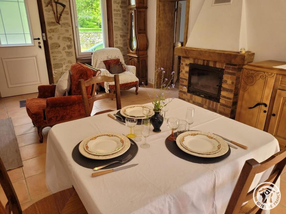 Gîte de France Chez baptiste 2 épis - Gîte de France 4 personnes MAE-0013 Apartment in Nouvelle-Aquitaine