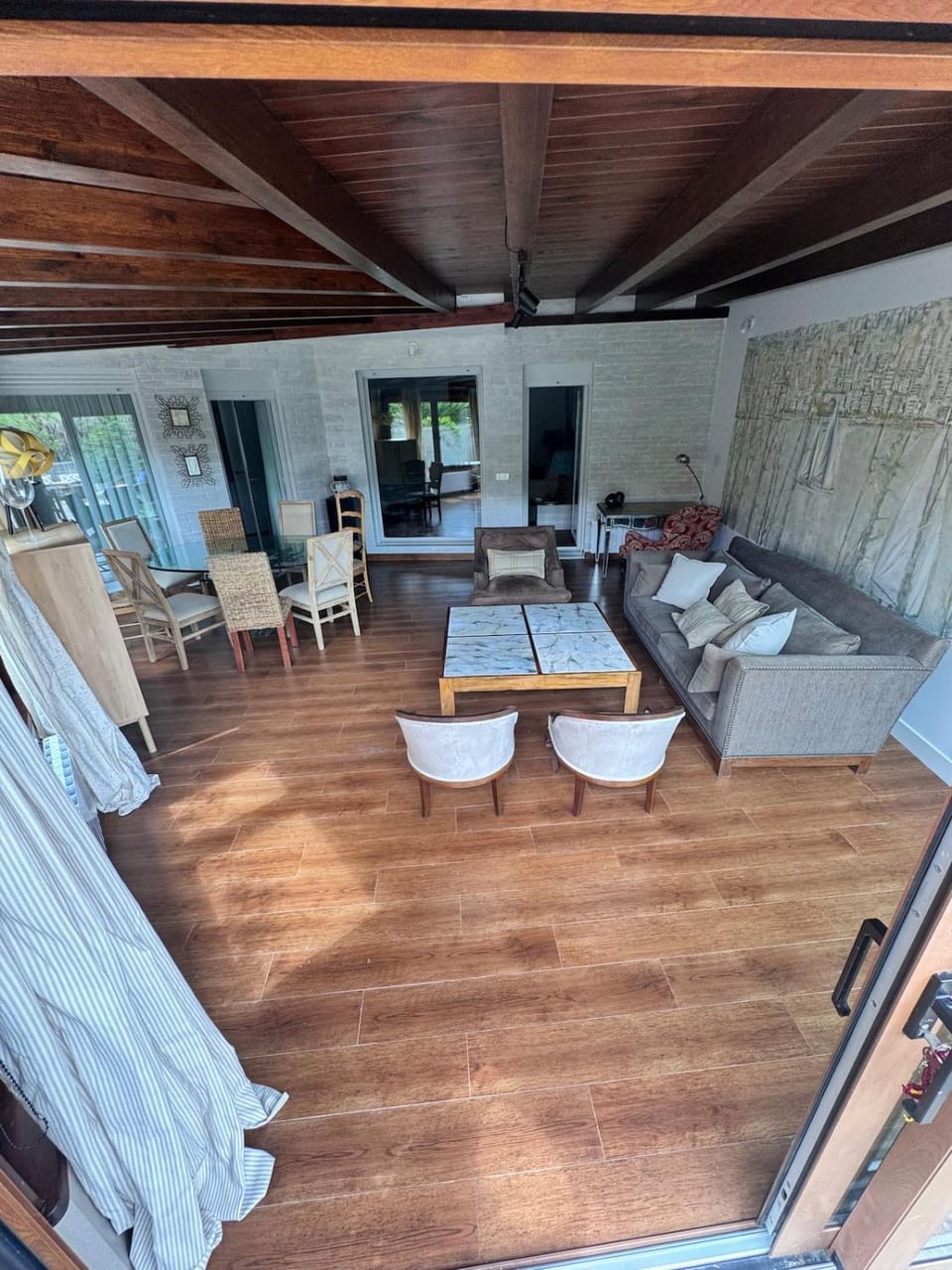 Fabuloso Bajo con Jardines Apartment in Santander