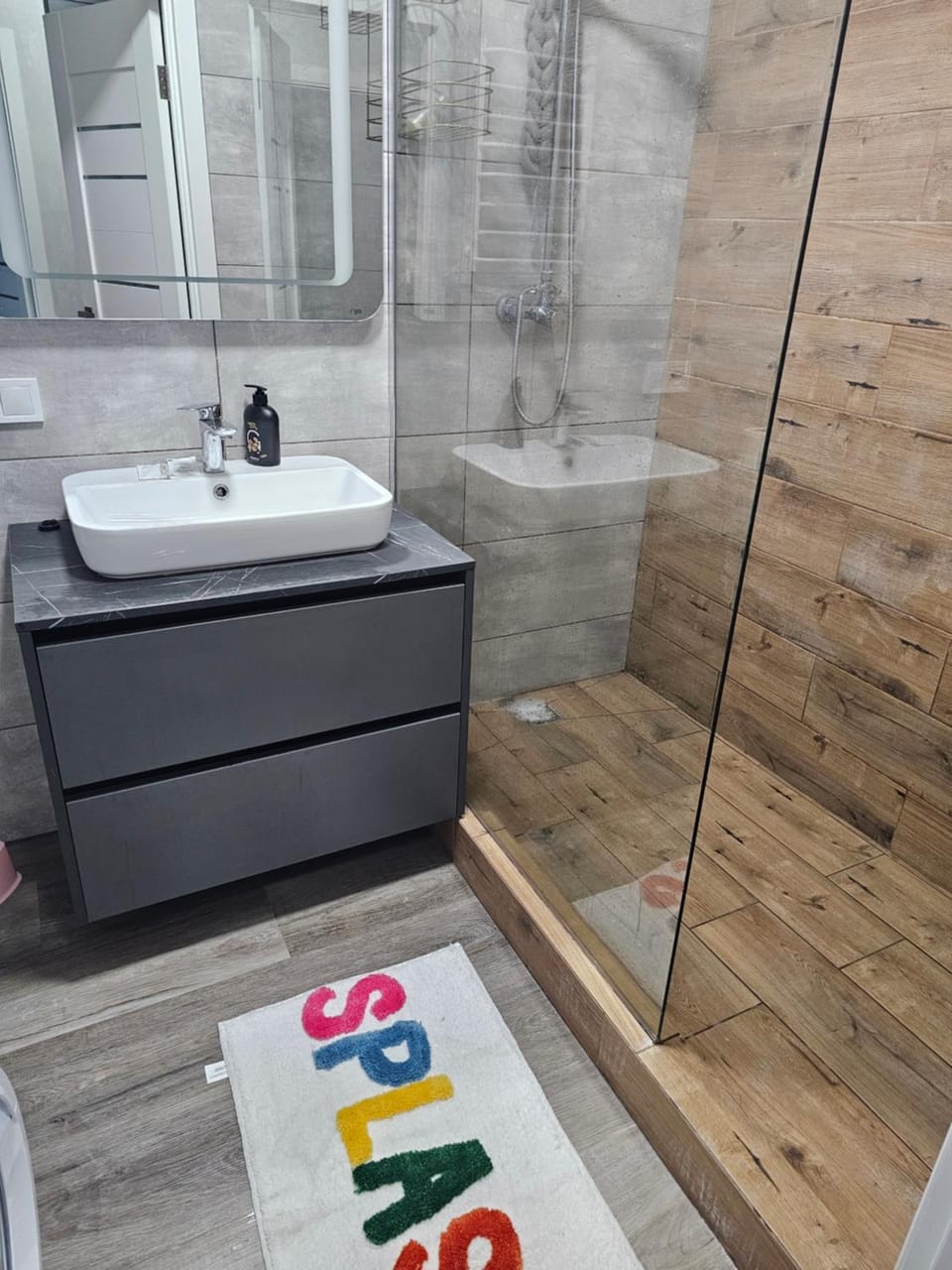 Дрім таун, квартира біля жд вокзала Apartment in Ukraine
