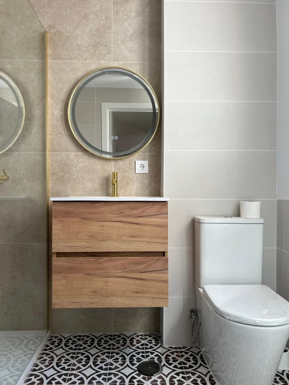 Toilet, Bathroom