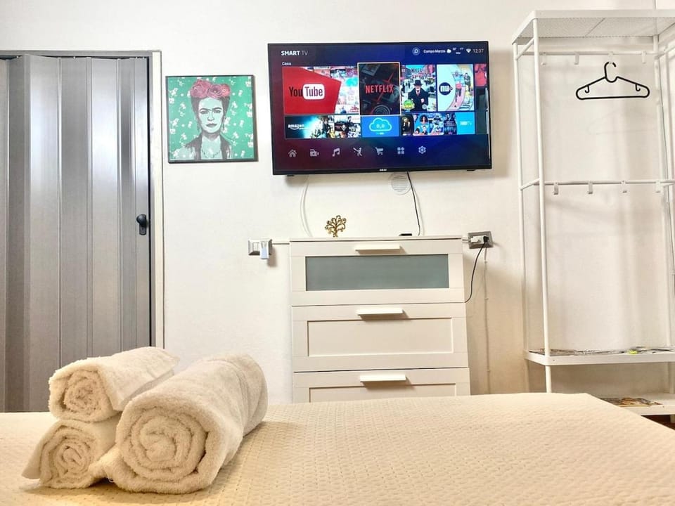 Maison Ursino 3 Minutes on Foot from the Center Apartment in Catania