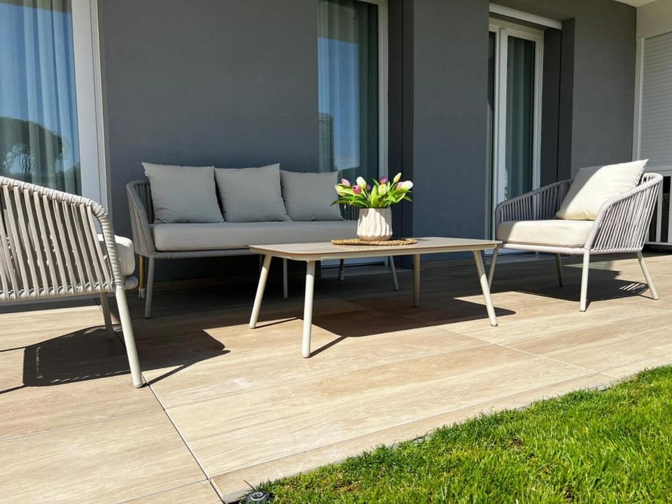 Patio, Garden, Garden view
