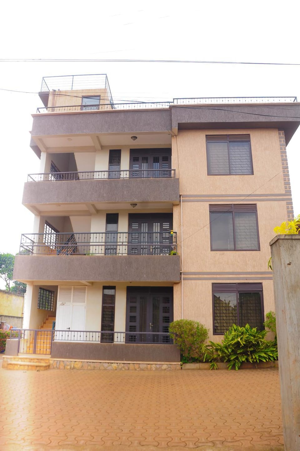 White Cottage Suites Apartment in Kampala