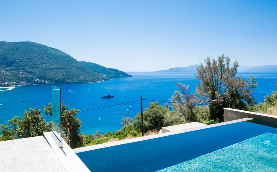 Pool view, Sea view, Swimming pool