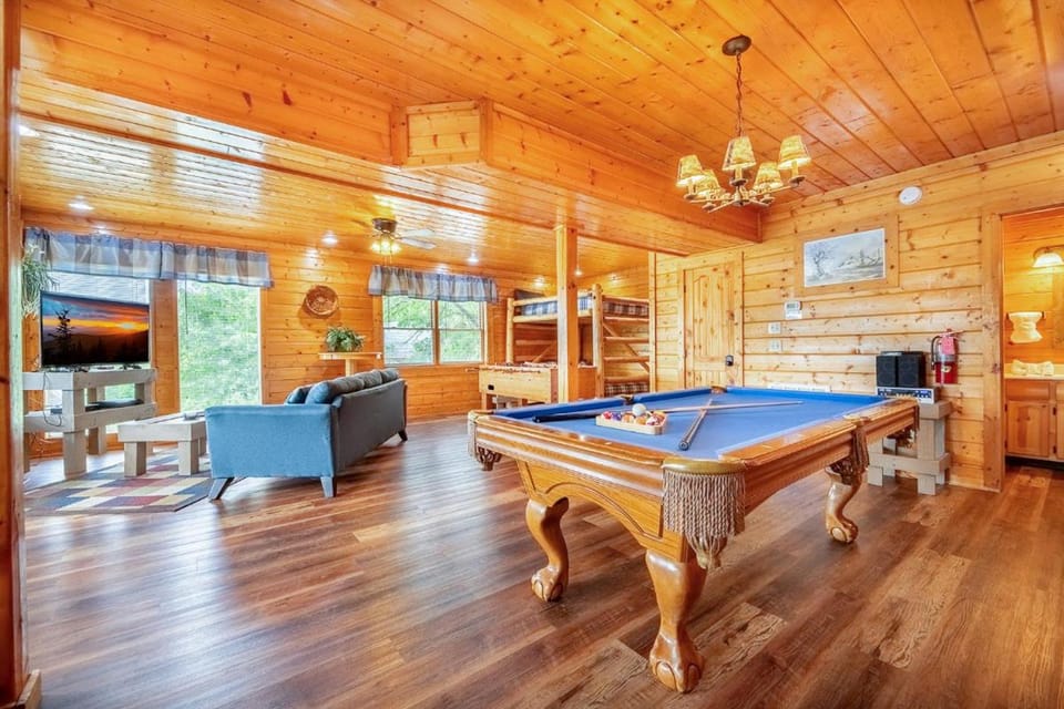 Mountain Seduction By Avada Properties House in Pigeon Forge