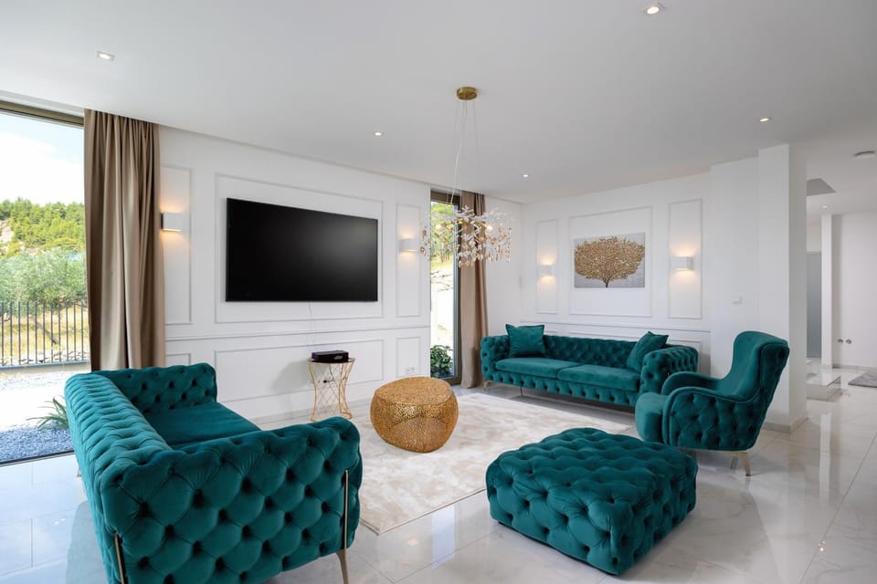 TV and multimedia, Living room, Seating area