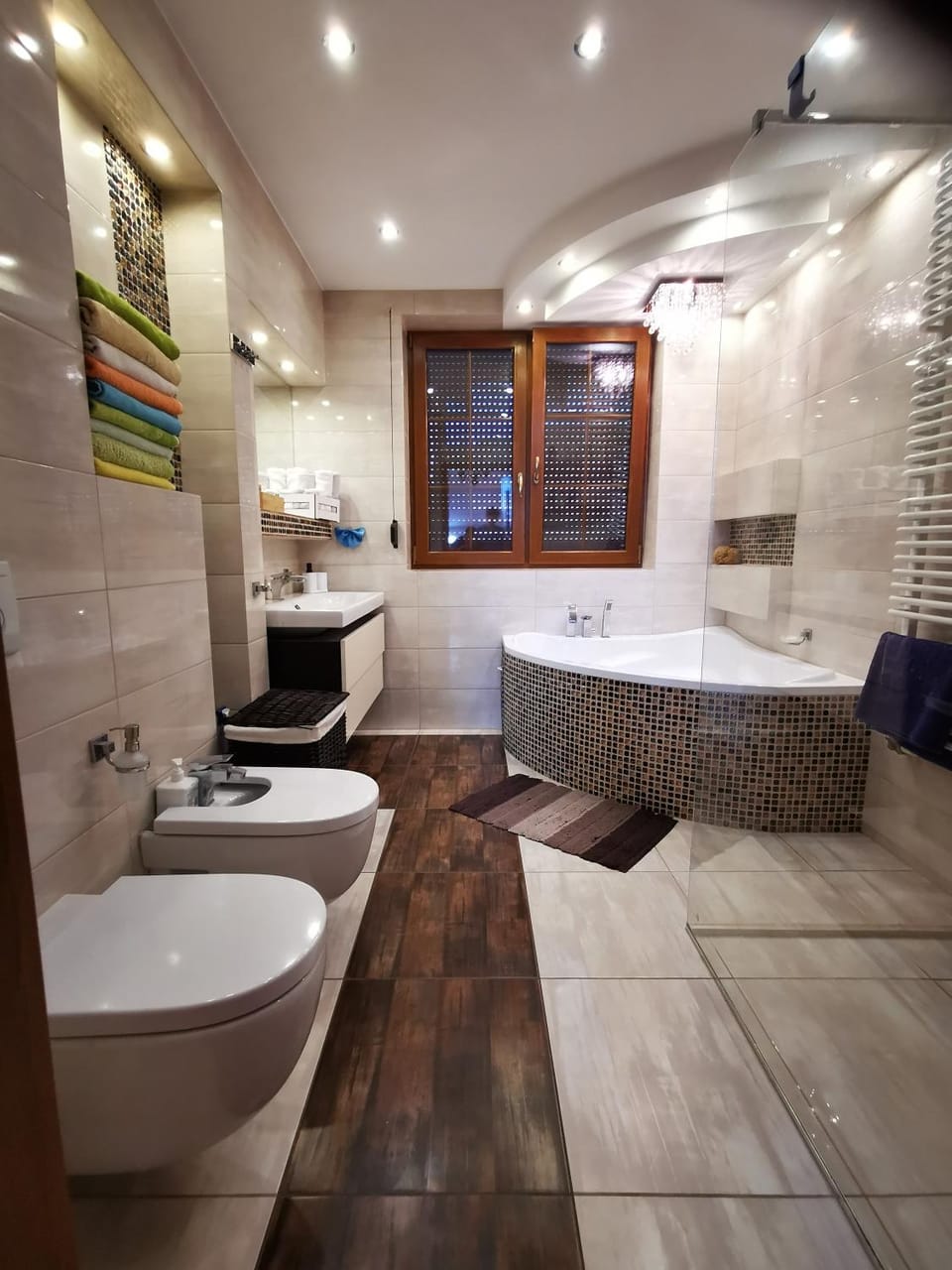 Bathroom, Bath