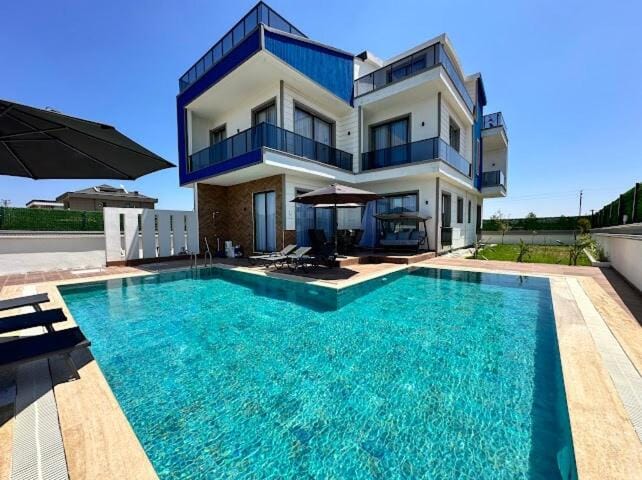 Luxury Villa in Döşemealtı Villa in Antalya Province