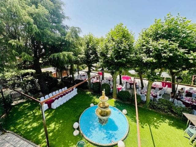 Punta me Beautiful Palace Villa in Community of Madrid