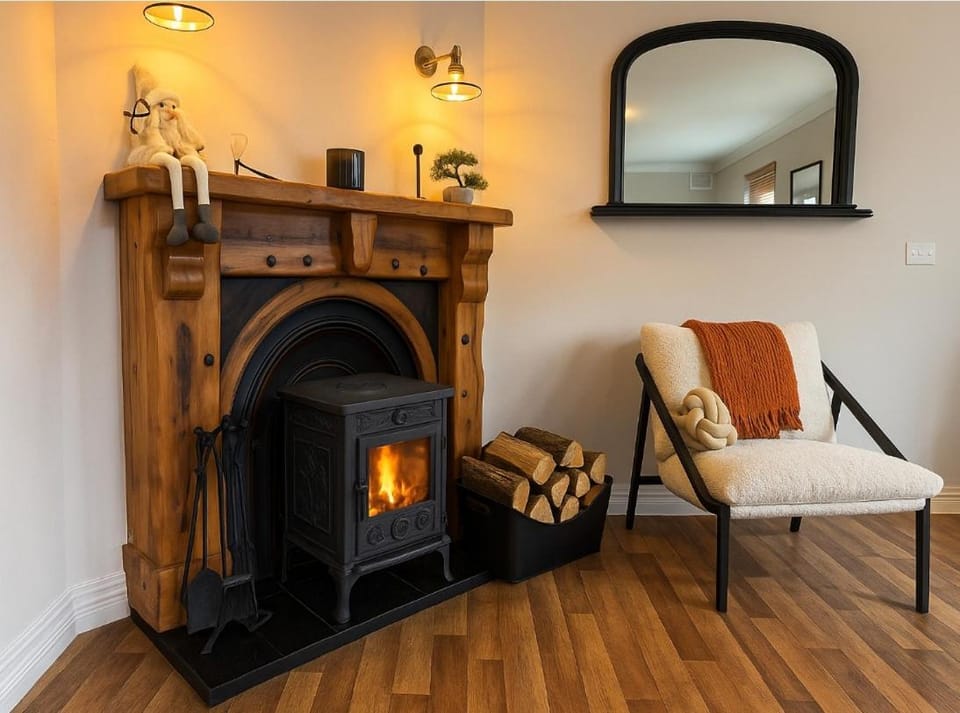 Fiáin Retreat, luxury, fire place, sun room House in County Clare