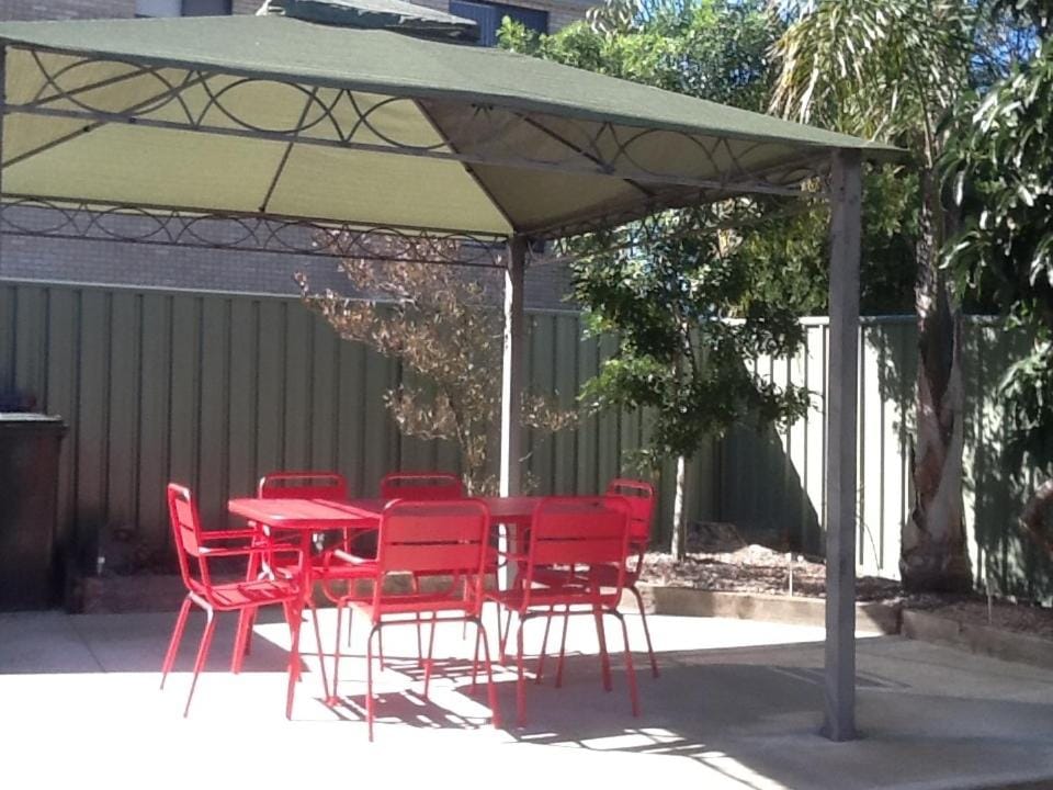 Patio, BBQ facilities, Garden