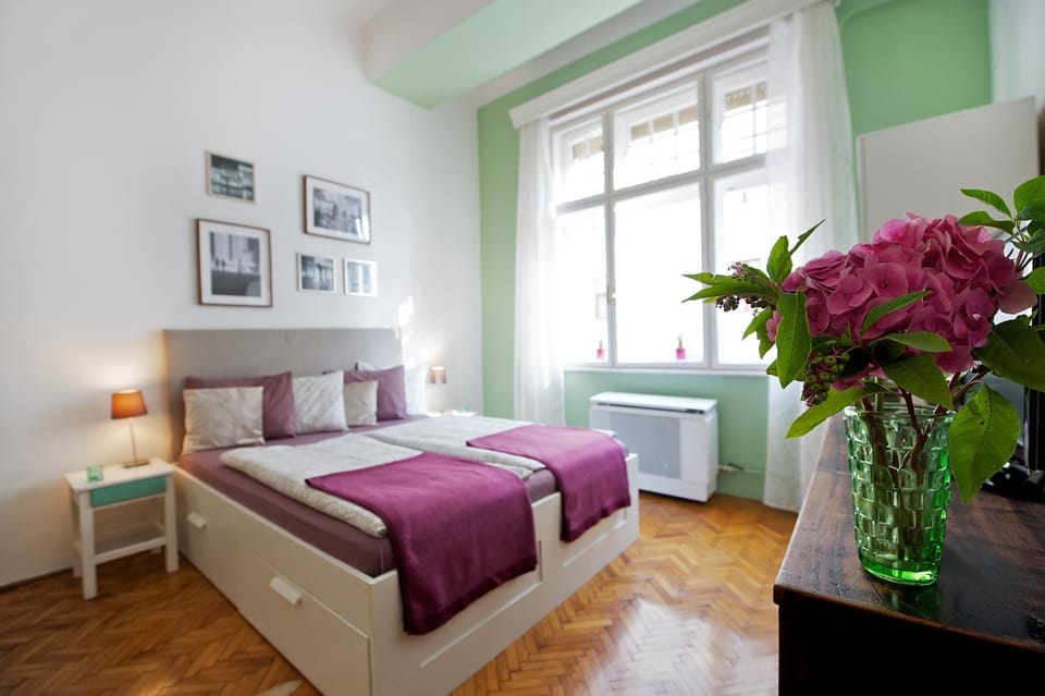 Bed, Decorative detail, Bedroom