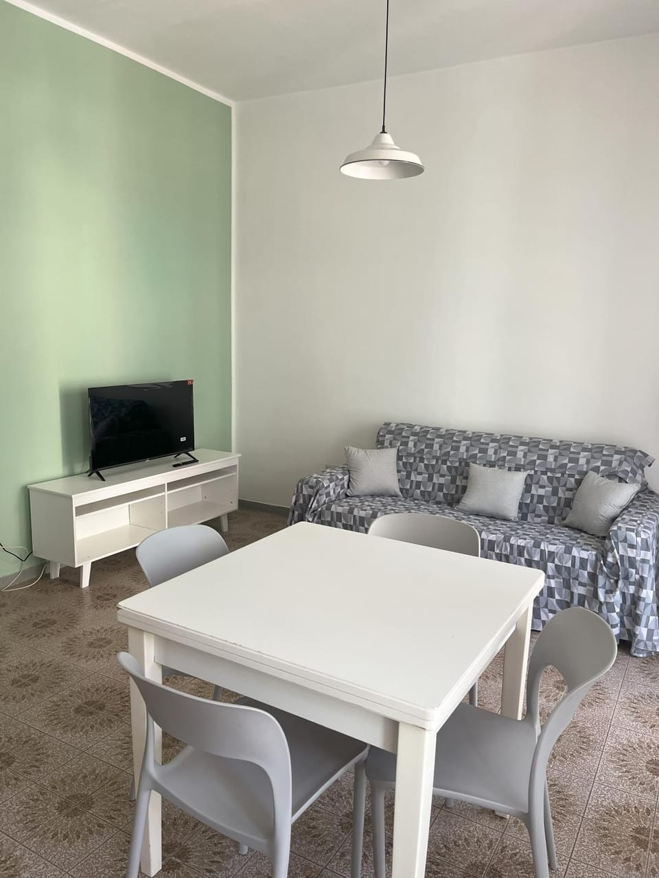 Elvis Apartment House in Salerno