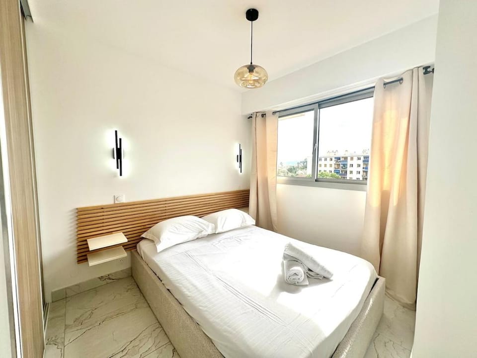 Charme, confort & plage à pied - Clim Wifi Parking Apartment in Antibes