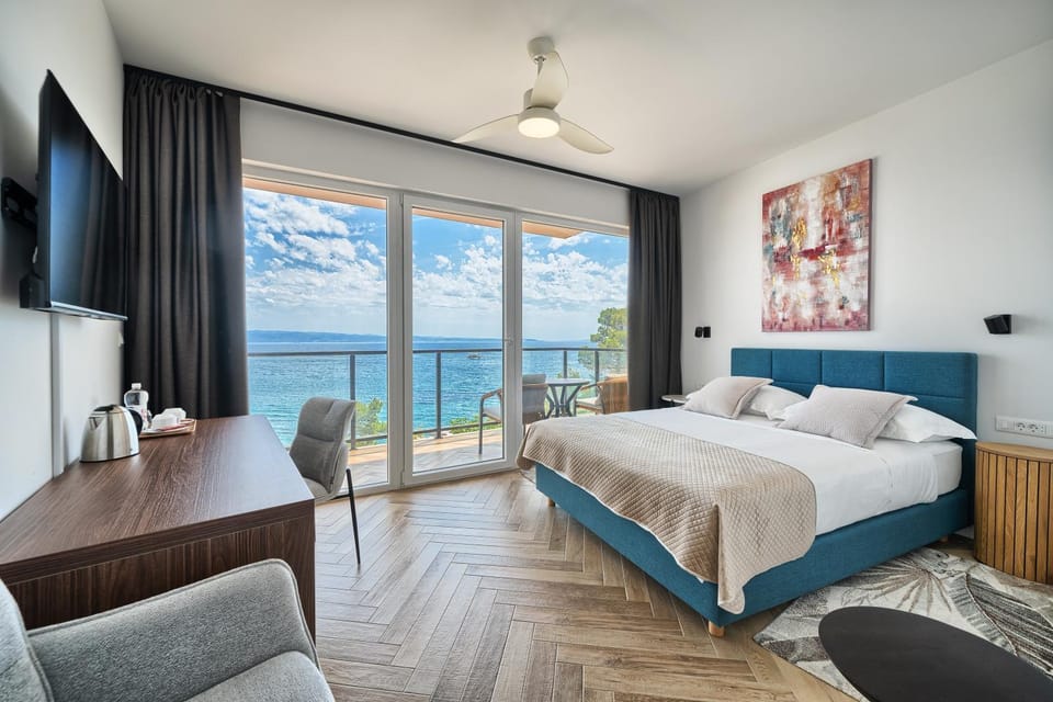 STELLA'S BEACHFRONT - Aparthotel - FREE PARKING Apartment hotel in Split