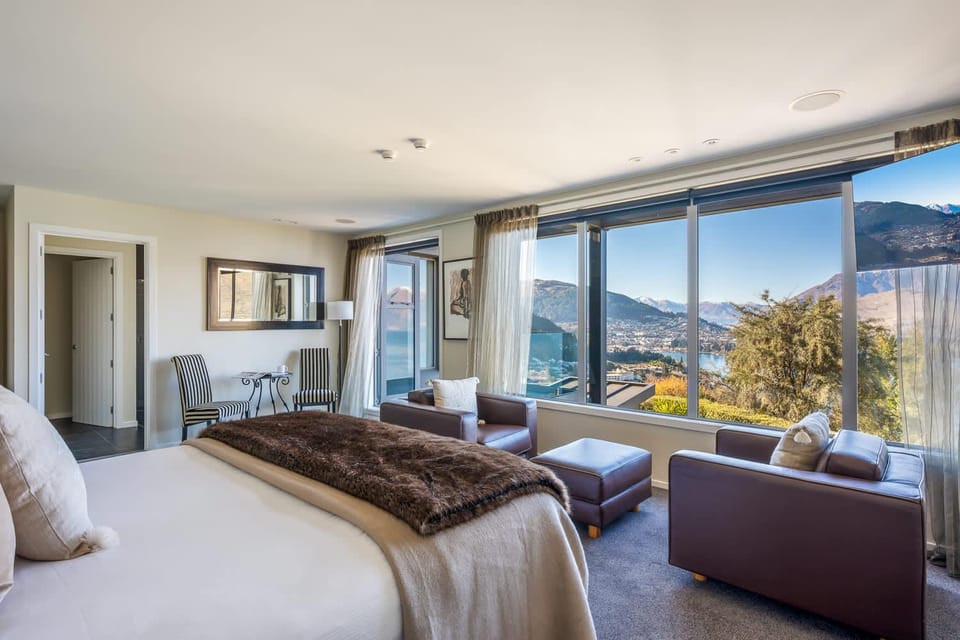 Lordens 1- Free Parking Hot Tub AC Fireplace Apartment in Queenstown
