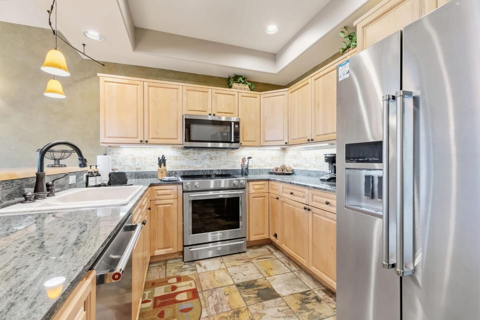 Walk to Main Street Hot Tub Gym and Game Room House in Breckenridge