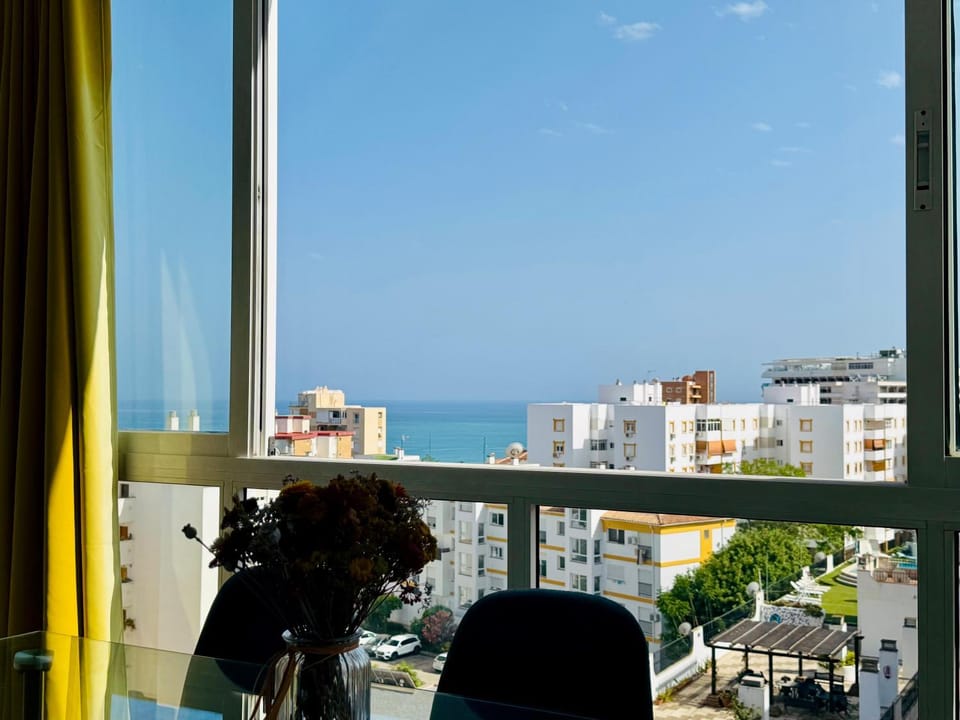 View (from property/room), Living room, City view, Sea view