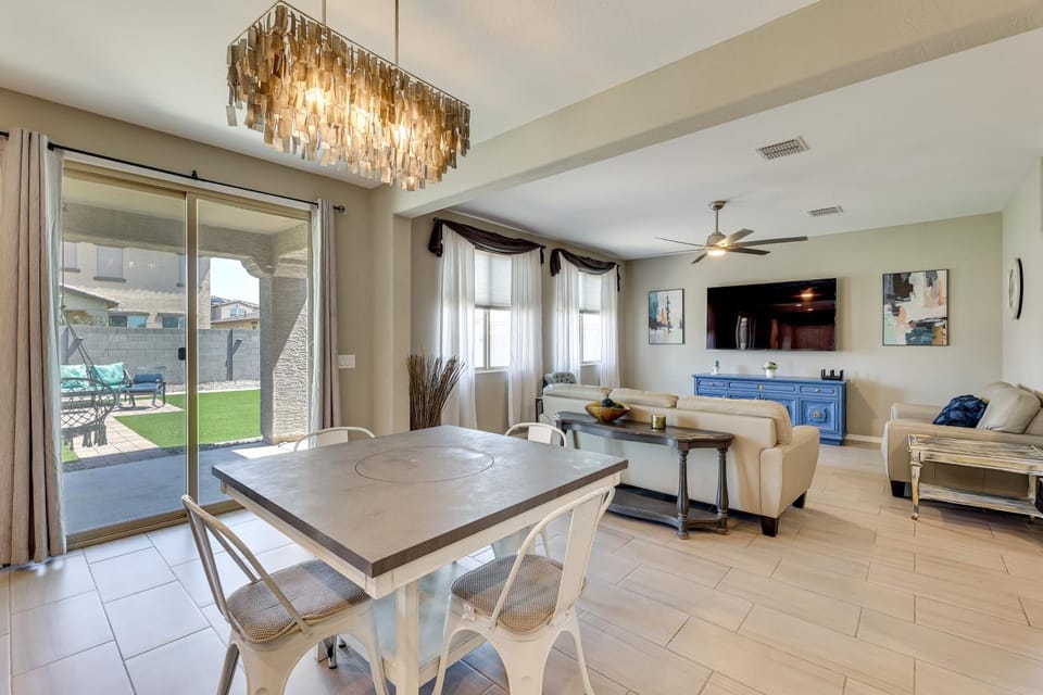 16 Mi to State Farm Stadium: Quiet Gem w/ Games House in Goodyear