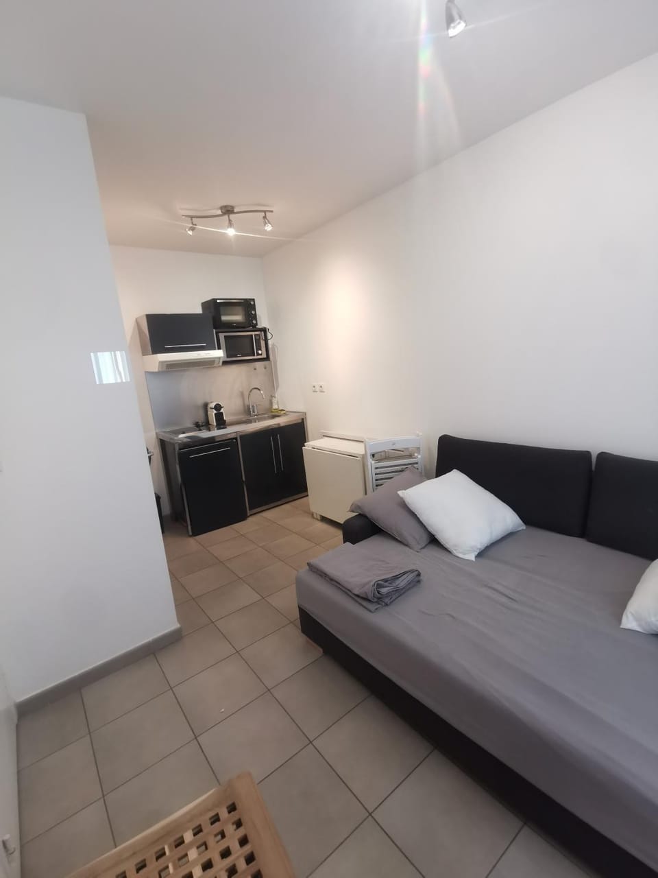 Kitchen or kitchenette, Living room, stove, kitchen