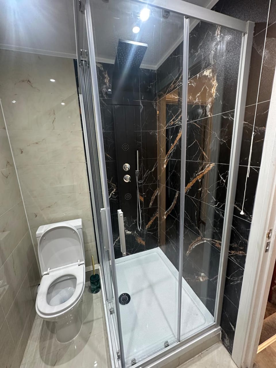 Flat in London Apartment in Uxbridge