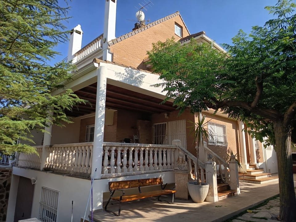 Property building, Street view