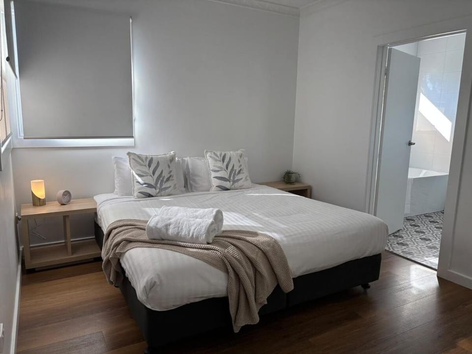 Hely House House in Wagga Wagga